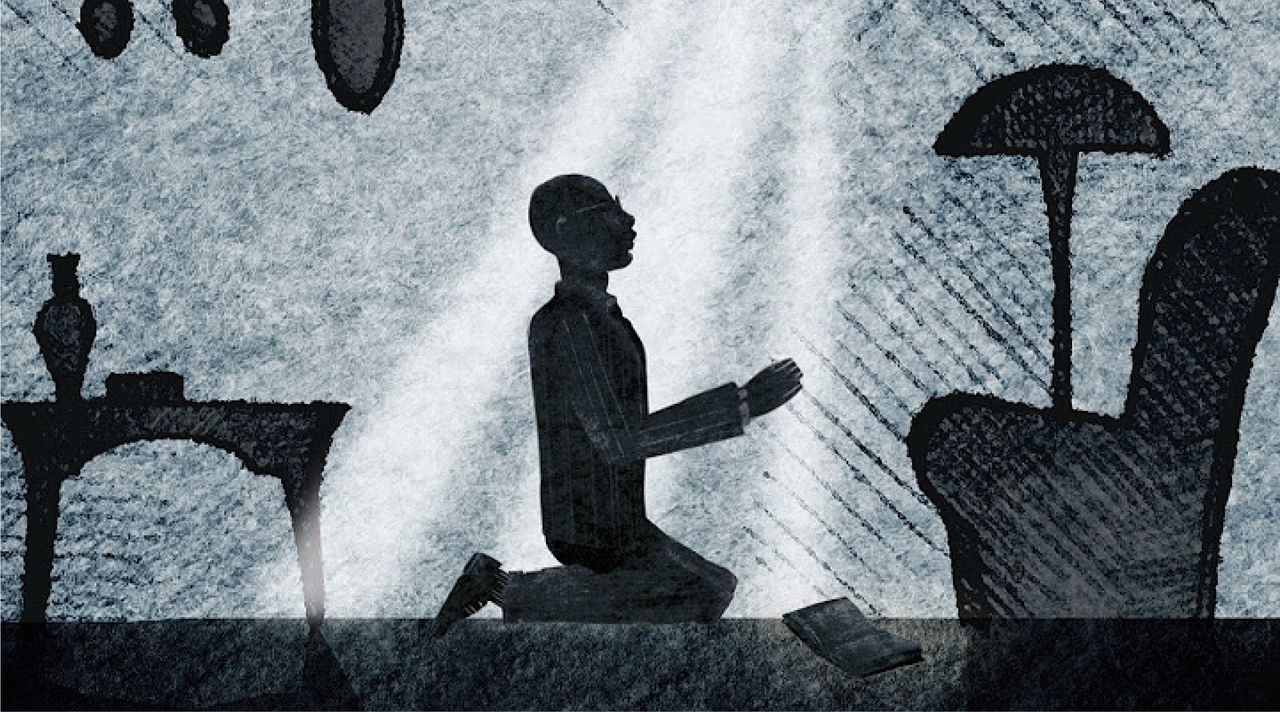 Ilustrace muže klečícího při modlitbě v obývacím pokoji